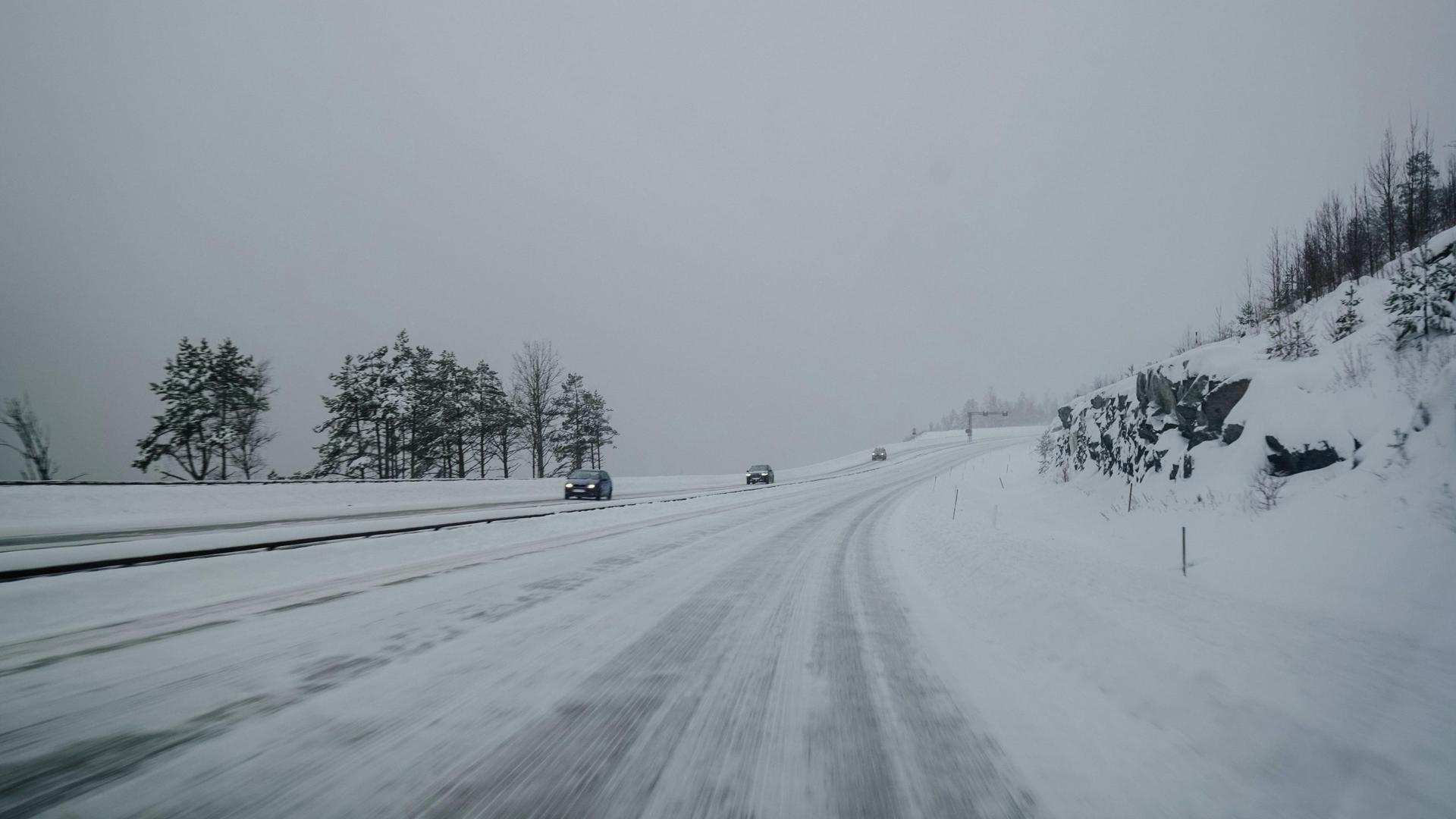 Winter Weather Advisory in effect tonight