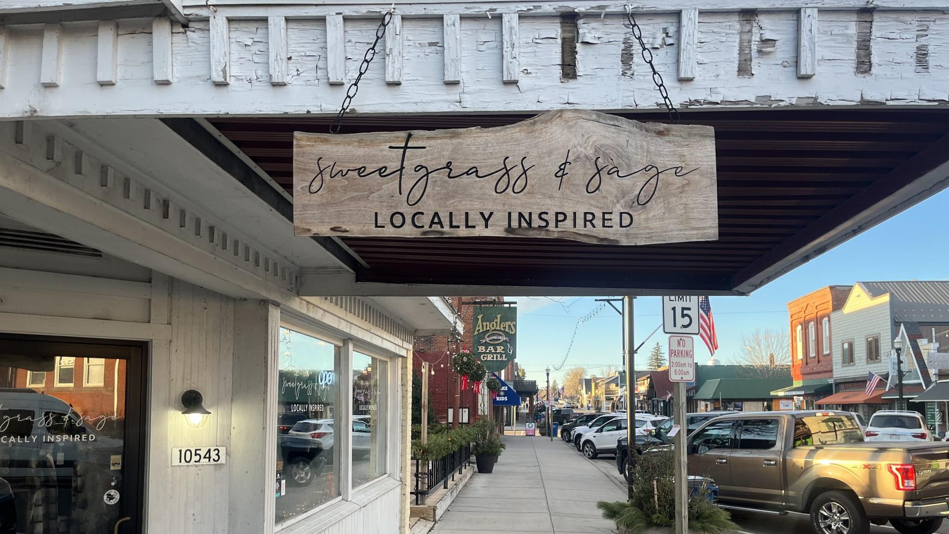 Manager of the year : Ariana Johnson